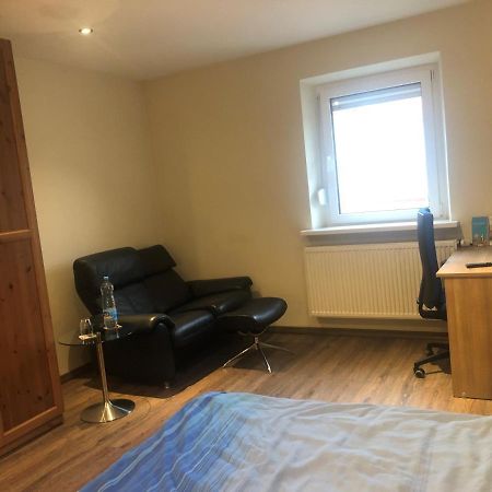 Calm Spacy Room, Own Modern Bath, Near Center, To 1 Person Or A Couple - Not Suitable For Craftsmen, Not Accepted - Privatly Rented Νυρεμβέργη Εξωτερικό φωτογραφία